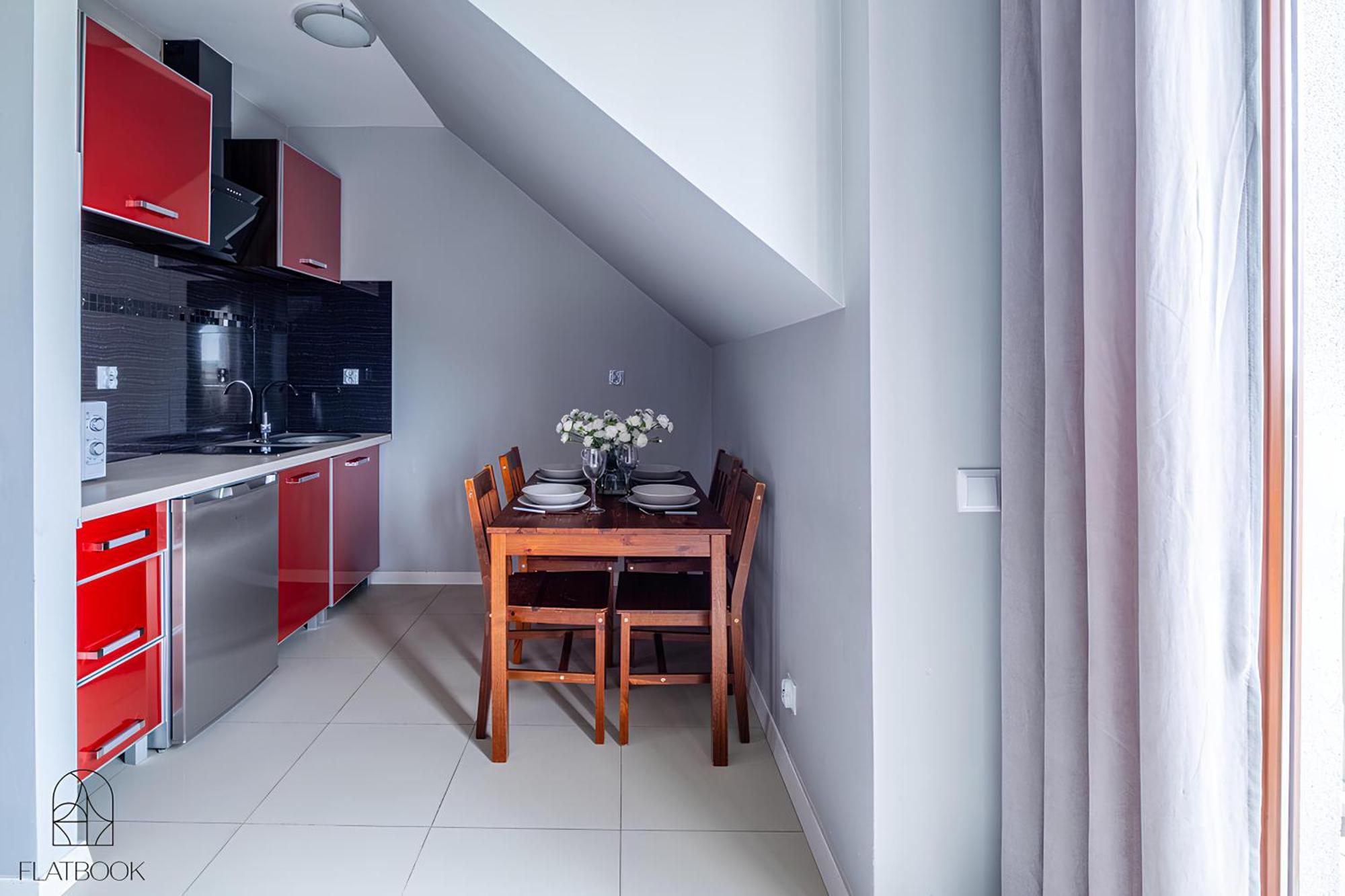 Sztutowo Lazurowy Dwor - Apartamenty Oraz Pokoje Z Basenem I Parkingiem Стая снимка