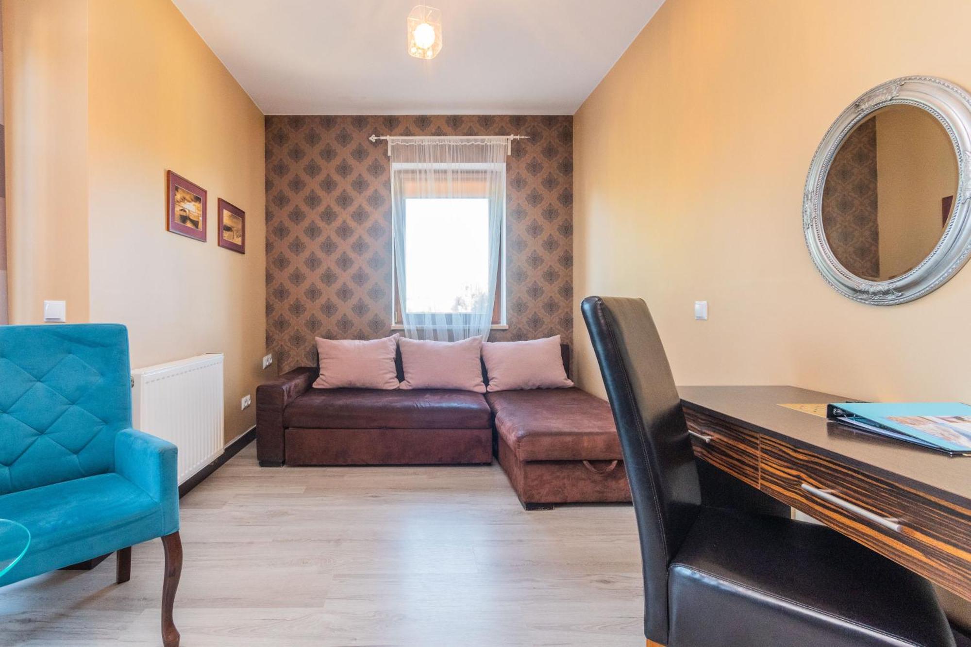 Sztutowo Lazurowy Dwor - Apartamenty Oraz Pokoje Z Basenem I Parkingiem Екстериор снимка