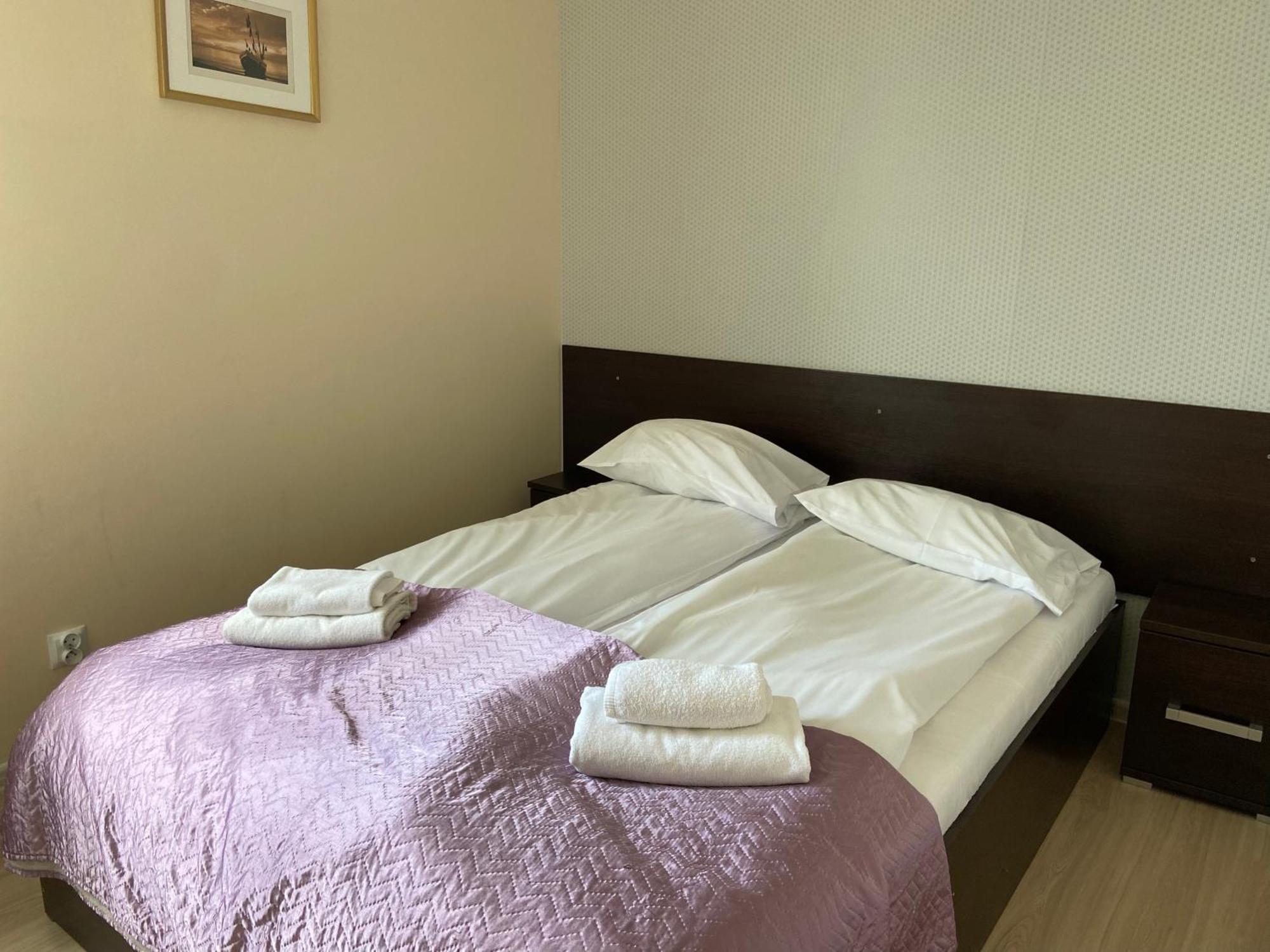 Sztutowo Lazurowy Dwor - Apartamenty Oraz Pokoje Z Basenem I Parkingiem Екстериор снимка