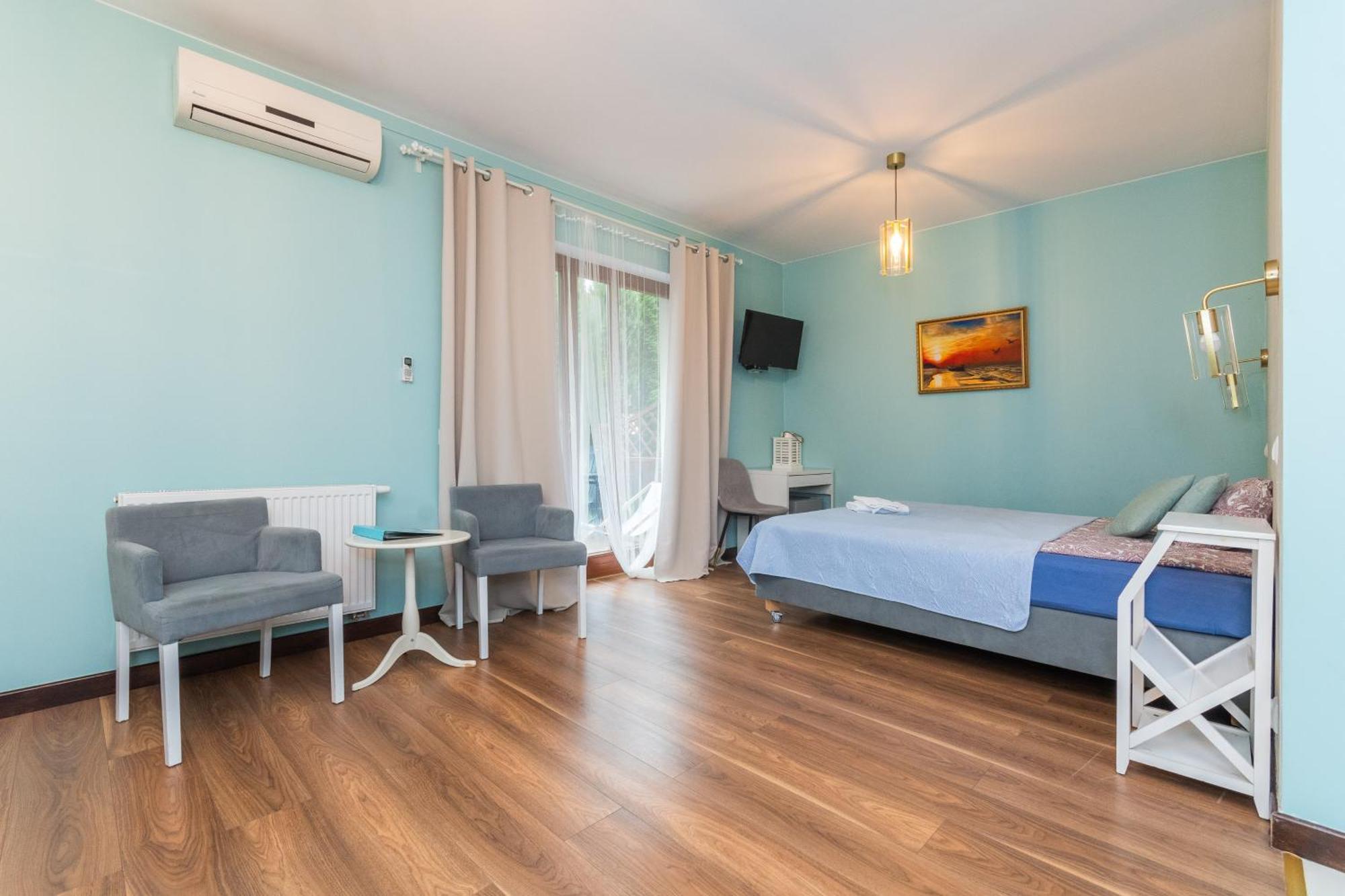 Sztutowo Lazurowy Dwor - Apartamenty Oraz Pokoje Z Basenem I Parkingiem Екстериор снимка