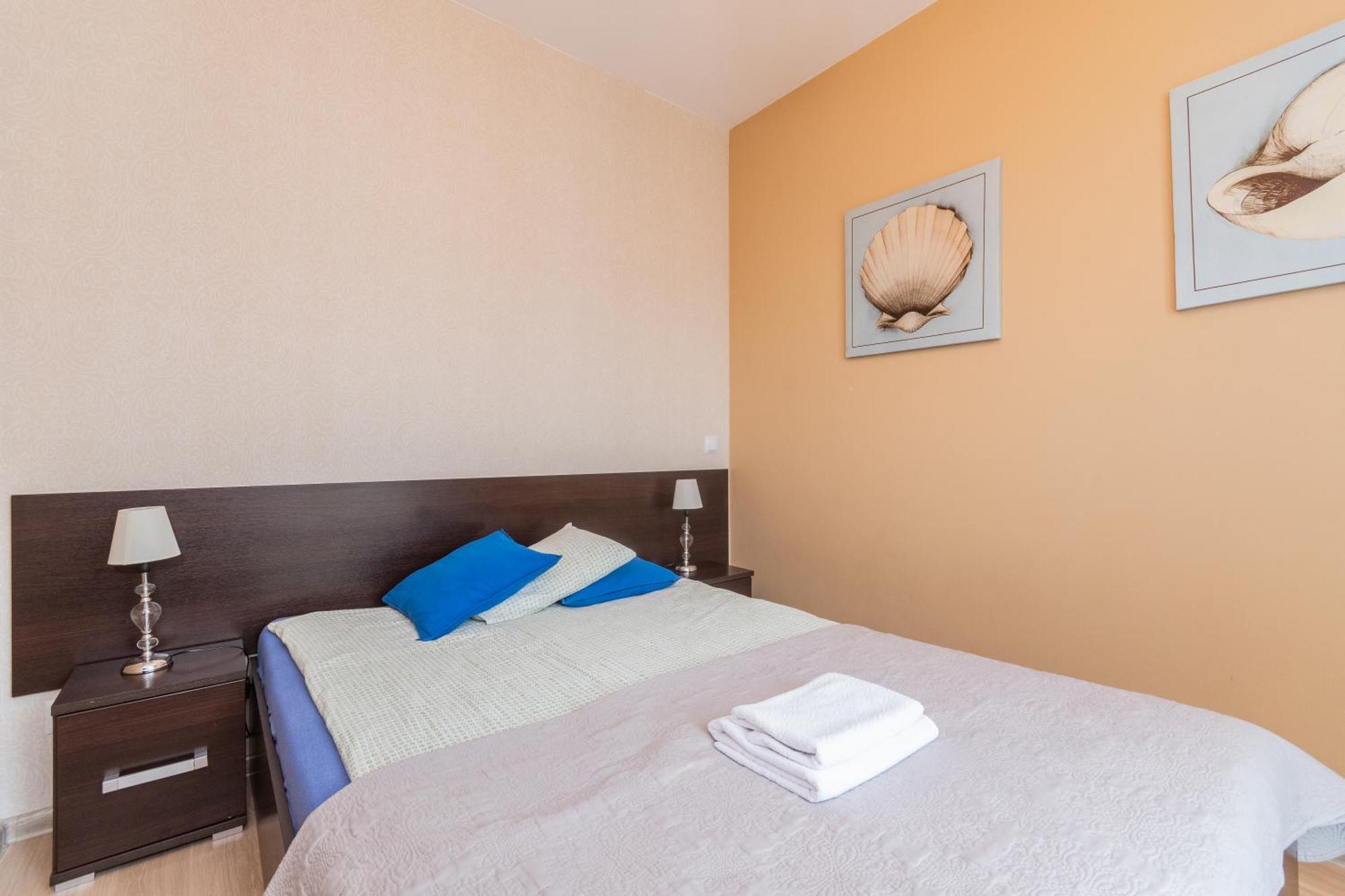 Sztutowo Lazurowy Dwor - Apartamenty Oraz Pokoje Z Basenem I Parkingiem Стая снимка