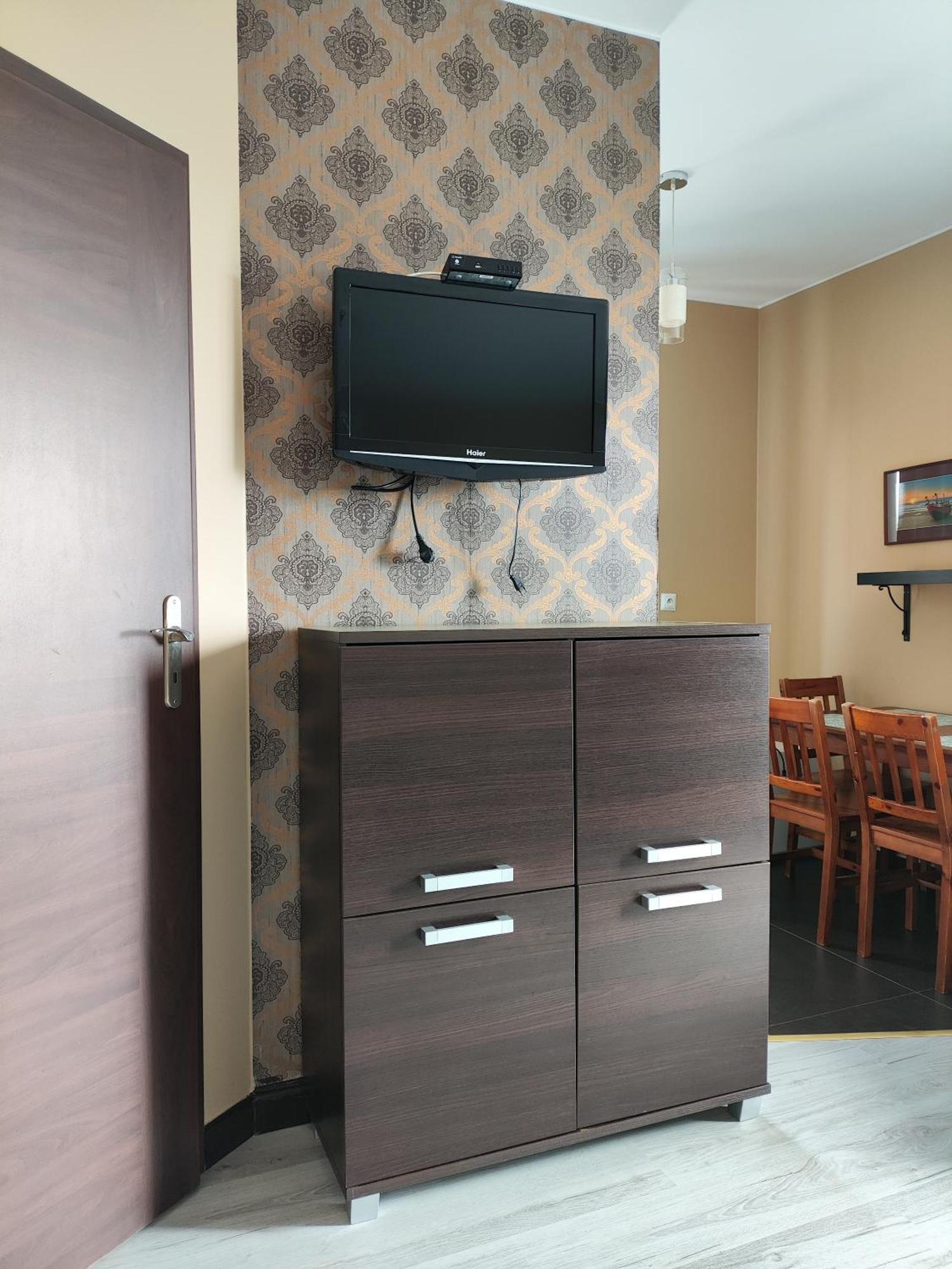 Sztutowo Lazurowy Dwor - Apartamenty Oraz Pokoje Z Basenem I Parkingiem Екстериор снимка
